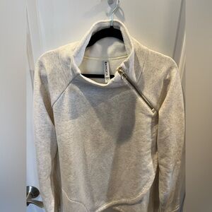 NWT Athleta asymmetrical cozy pullover